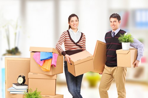 Free quote policy for man and van moves in Fitzrovia